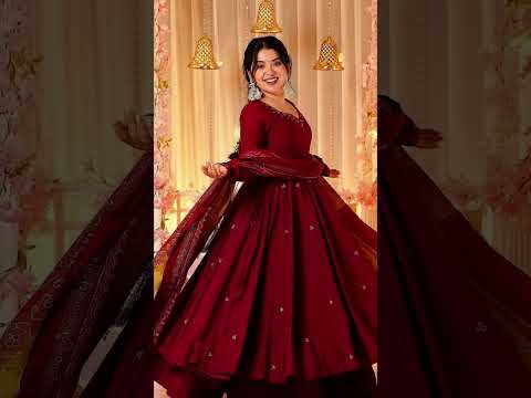 Indian Dress 🥳🌹#fashion​ #trending​ #lehenga​ #dress​ #ytshorts​ #fashion