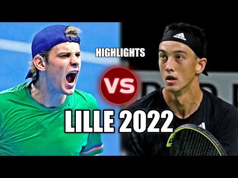 Zizou Bergs vs Antoine Hoang LILLE 2022 Highlights