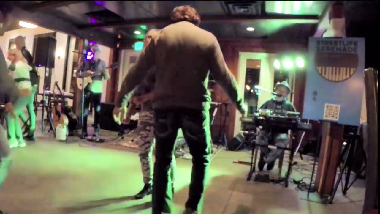 Promotional video thumbnail 5 for Streetlife Serenade