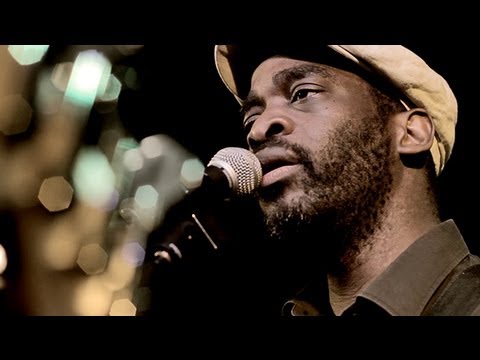 BIBI TANGA & THE SELENITES - Can't Handle This