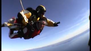 Daniel Gassin & Paul Van Ross go Skydiving in Taupo NZ 2006