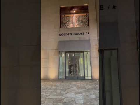 Lojas de designers de luxo no Havaí e Waikiki economizam em impostos sobre vendas Chanel Louie Vuitton Gucci Prada Dior