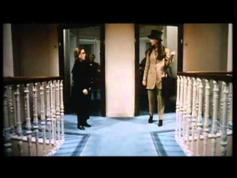 Prêt-à-porter (1995) - English trailer (french subtitles)