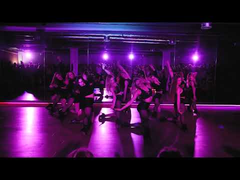 Pokaz HIGH HEELS - 10. URODZINY No Limits