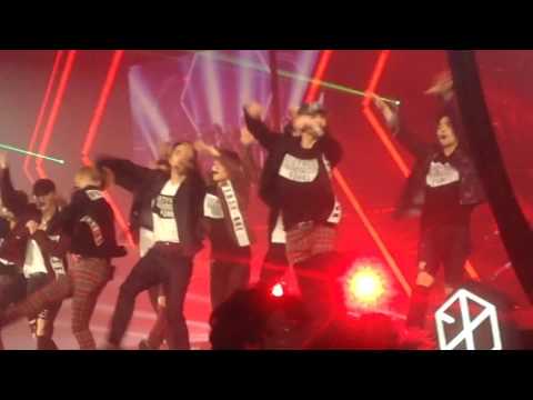 160911 Dancing King - EXO & YOOJAESEOK @The EXO'rDIUMinBKK