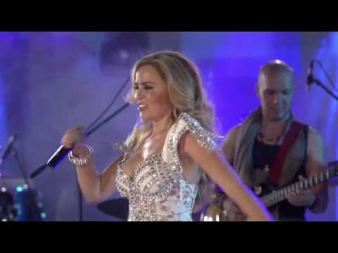 Pequeñas Cosas / Besos Callejeros CAROLINA LA O