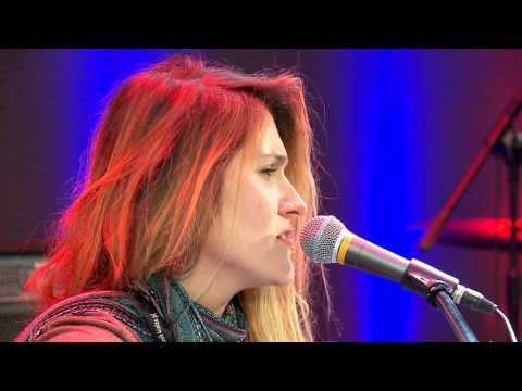 Anna Dziedzin na IV festiwalu PRZY KOMINKU (to już 10 lat temu!)