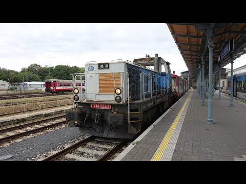 ČD 714 mit zwei Brotbüchsen - Abfahrt in Liberec