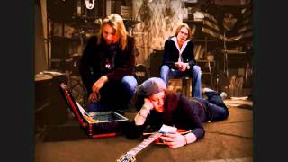 Rajan Takaa - Vastatuuli