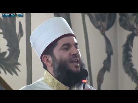 Një grua në Internet (ngjarje e vërtetë) - Hoxhë Muharem Ismaili