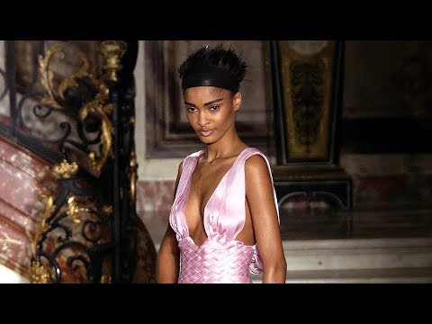 Givenchy Haute Couture Spring/Summer 2003