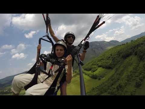 ZBOR CU PARAPANTA IN TANDEM. CLUJ NAPOCA. Locatii: RIMETEA (Alba), CLOPOTIVA (Hunedoara).