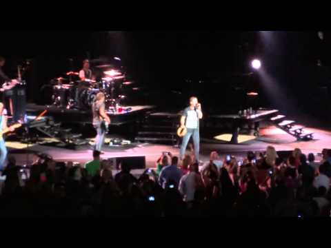 Matchbox 20- Jumpin' Jack Flash Jones Beach 08/17/13