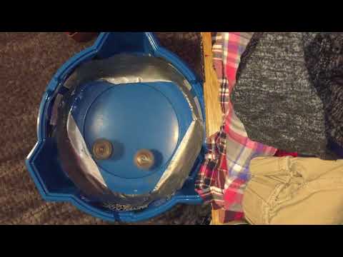 BEYBLADE BURST BATTLES Zillion Zeus.I.W V.S Mad Minoburos.Q.Q