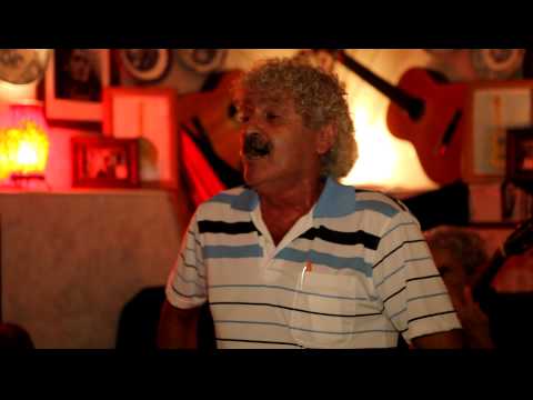 Fado, Carlos Cruz, "Sinas trocadas" ou "Cigana dos sonhos meus"