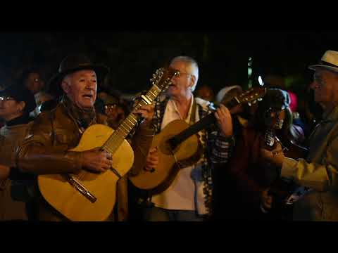 Serenata na rua