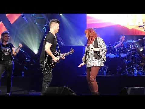 2015 10 24 Tiffany - Sweet Child O Mine