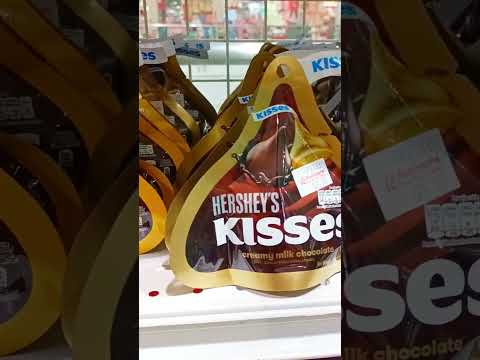 ASMR Shorts HERSHEY'S Kisses Chocolates #asmr #shorts #hershey #kisses #chocolate