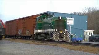 preview picture of video 'East Tennessee Railway at Johnson City Yard 1/9/13'