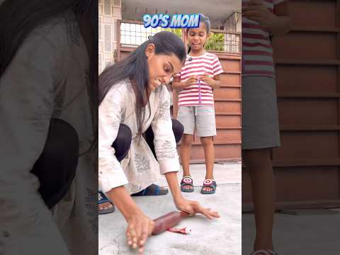 2k MoM vs 90’s MoM 😂🤣 #shorts