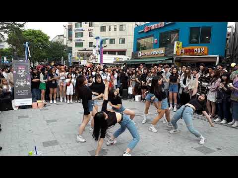 HYUNA 'HOW'S THIS' COVER +. LOVELY SCHOOLGIRLS, CUTE PERFORMANCE.