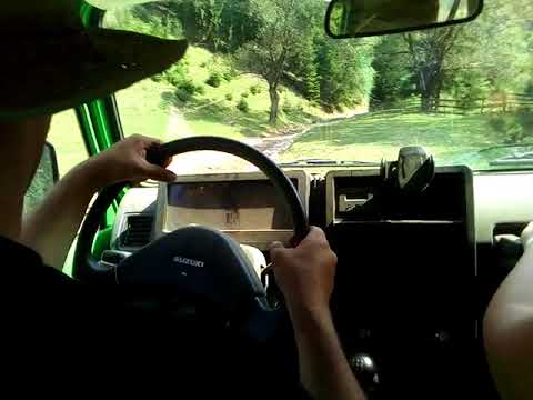 Suzuki Samurai offroad Drumul Jandarmilor-Cadaresti