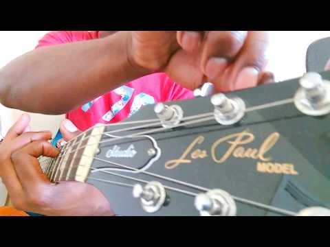 Tuning your guitar by ear useing 5th fret technique