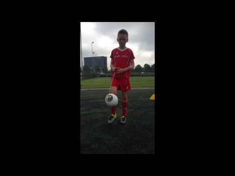 Eerste Nederlandse Voetbalschool Filmkanaal - Senseball = Niveau 4