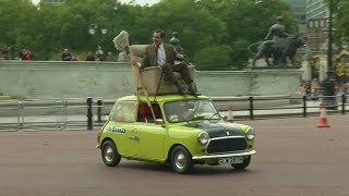 Mr Bean makes surprise appearance in London to celebrate 25 years