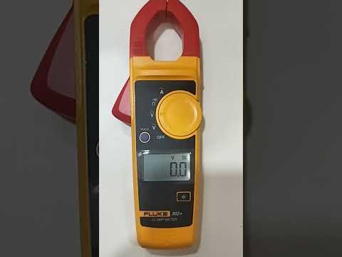 Fluke 302+ Clamp Meter