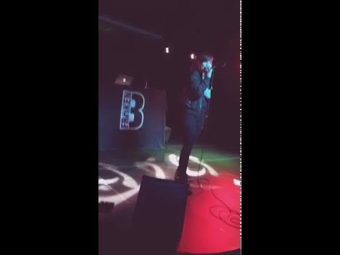 Fröken B - 10 år på mikrofonen LIVE