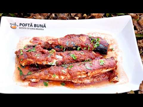 Macrou cu sos de rosii si usturoi la cuptor