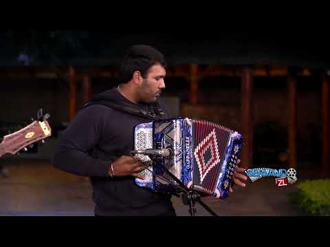 Hector Rubio - Hay Les Encargo (En Vivo 2022)