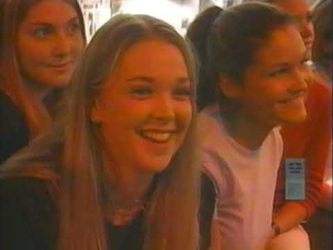 Stone Temple Pilots - Sour Girl (TRL 2000)