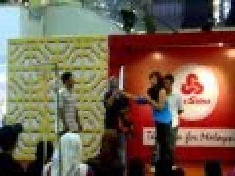 Wangi Julianda - Celoteh bersama peminat di The Store