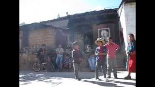 preview picture of video 'Playing Marbles? Chajul, Guatemala'