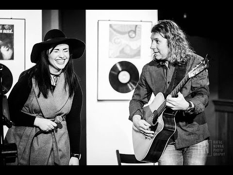 Move In The Right Direction - Gossip ("almost" acoustic cover by Marcelina & Leszek)