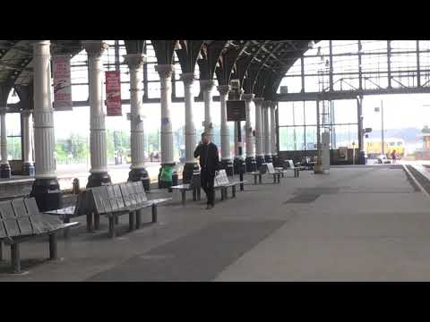 37025 ‘Inverness TMD’ at Darlington working the 0Z25 Barrow Hill L.I.P. to Craigentinny T&R.S.M.D.