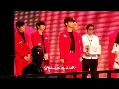 150614 KPOP World Festival in Malaysia  - Hakyeon dance EXID Up and Down