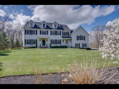 410 Great Pond Road | North Andover
