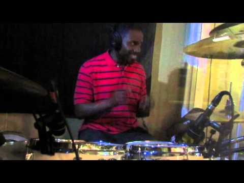 Odd time grooving in 7/4