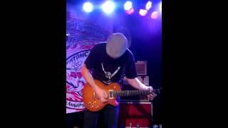 The Screaming Jets - Eve of Destruction