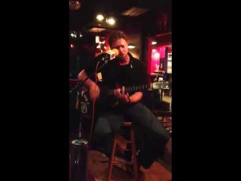 Dan Kelly of Fortunate Youth sings Ali's Song