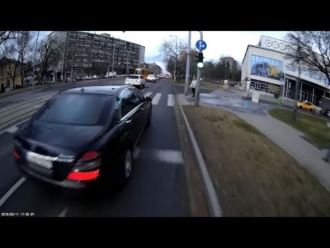 #centizés de aztán bocsi - #closepass but apologises