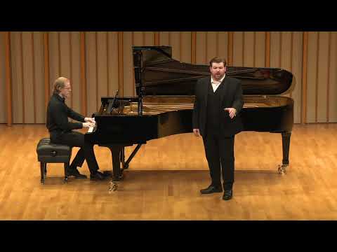 Nathan Bowles performs 'Vesti la giubba' from Leoncavallo's Pagliacci Thumbnail