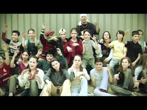 SKIZZO SKILLZ - Umblu Teleleu (Official Video) - primul videoclip Skizzo Skillz - 2005