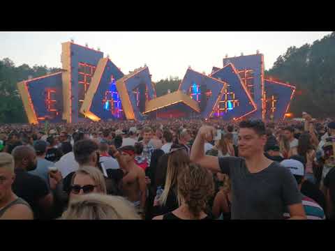 Carl Cox at Awakenings Festival 2018 (playing Criminish - Hypnotize)