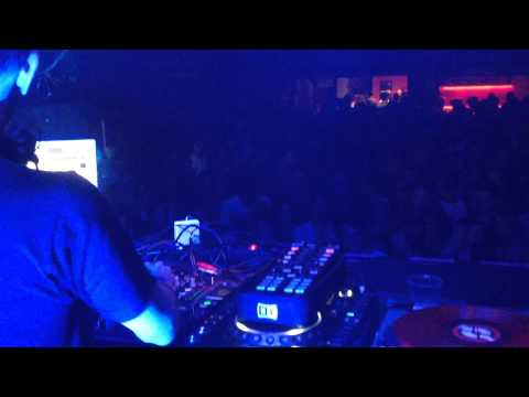 D'JAMENCY @ Destructuré_Kao_Lyon_FR_July 2014_part.2