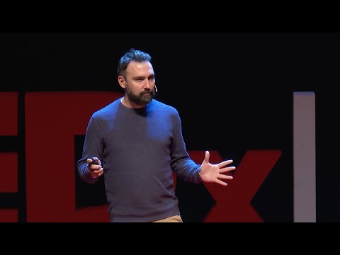 Los superpoderes de las marcas | Fernando De Cordoba | TEDxLeon