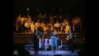 Maria Dolores Pradera con Los Sabandeños - Islas Canarias (en directo, 1990)